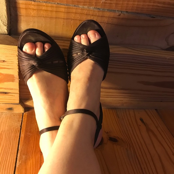 Touch of Nina Chocolate Satin Heels, EUC, 8 - Picture 12 of 15